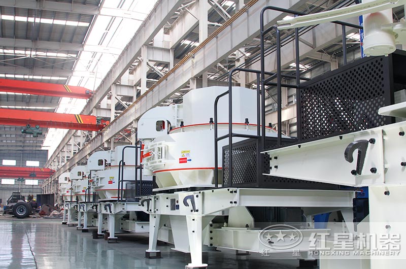 青石制砂機(jī)_青石頭打沙機(jī)，時產(chǎn)10-500噸不是事