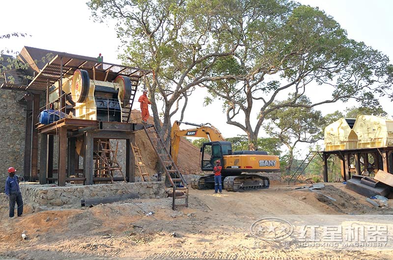 頁巖破碎、制砂海外生產(chǎn)現(xiàn)場搭建中
